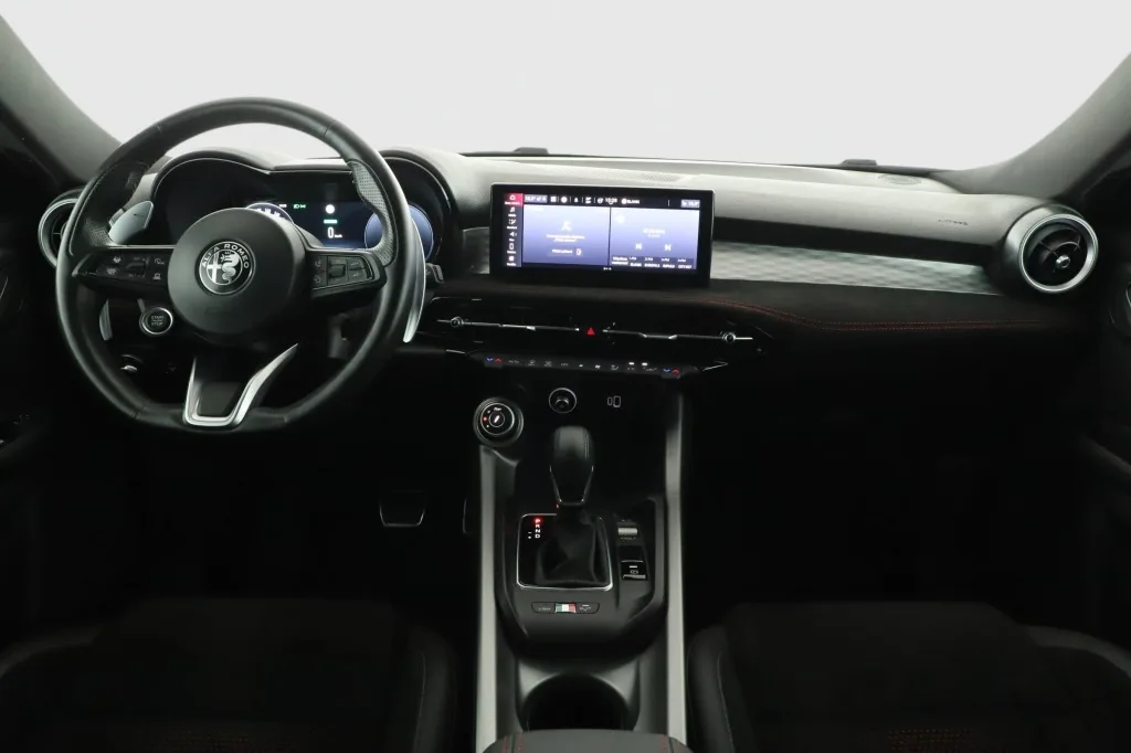 Alfa Romeo Tonale 1.3 Plug-in-Hybrid Q4, Foto 2 von 26