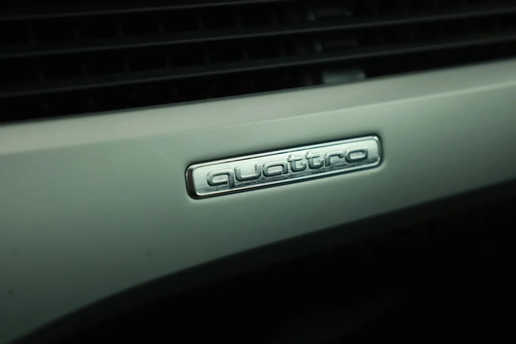 Audi A4 Limousine 40 TDI quattro, Foto 22 von 23