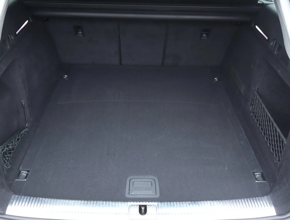 Audi A4 Avant 35 TDI, Foto 15 von 16