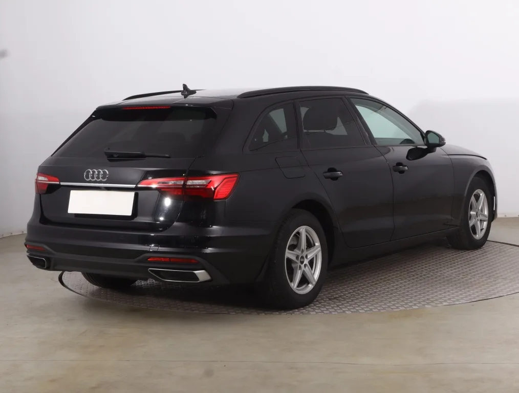 Audi A4 Avant 35 TDI, Foto 5 von 23