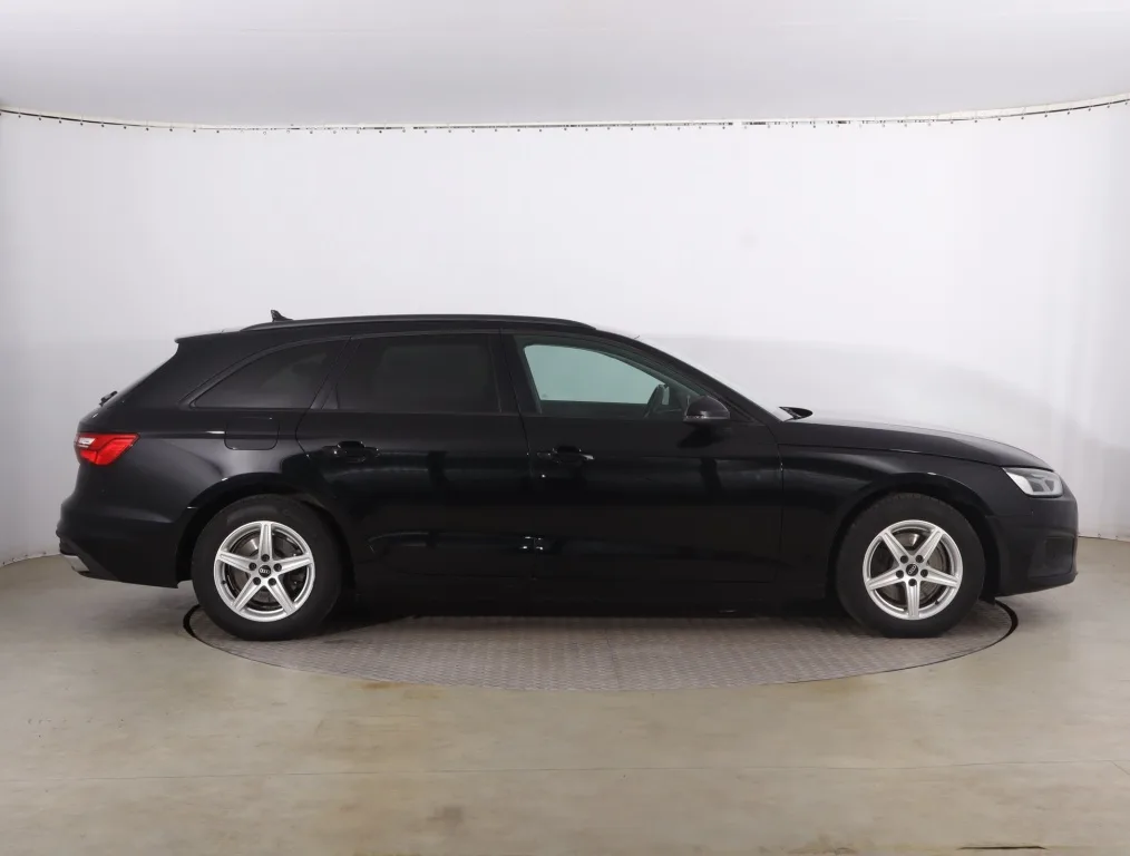 Audi A4 Avant 35 TDI, Foto 10 von 23