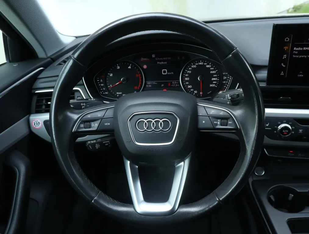 Audi A4 Avant 35 TDI, Foto 21 von 23