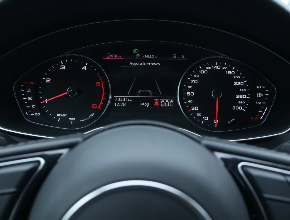Audi A4 Avant 35 TDI, Foto 14 von 19