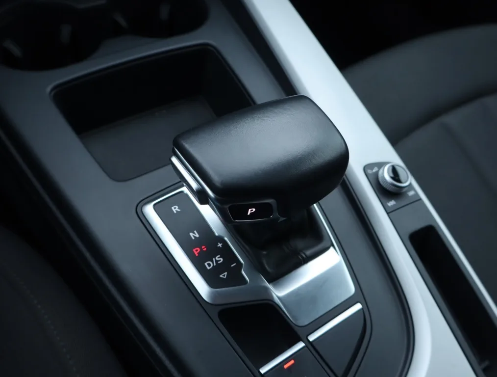 Audi A4 Avant 35 TDI, Foto 15 von 19