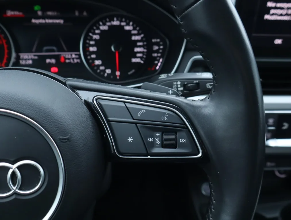 Audi A4 Avant 35 TDI, Foto 19 von 19