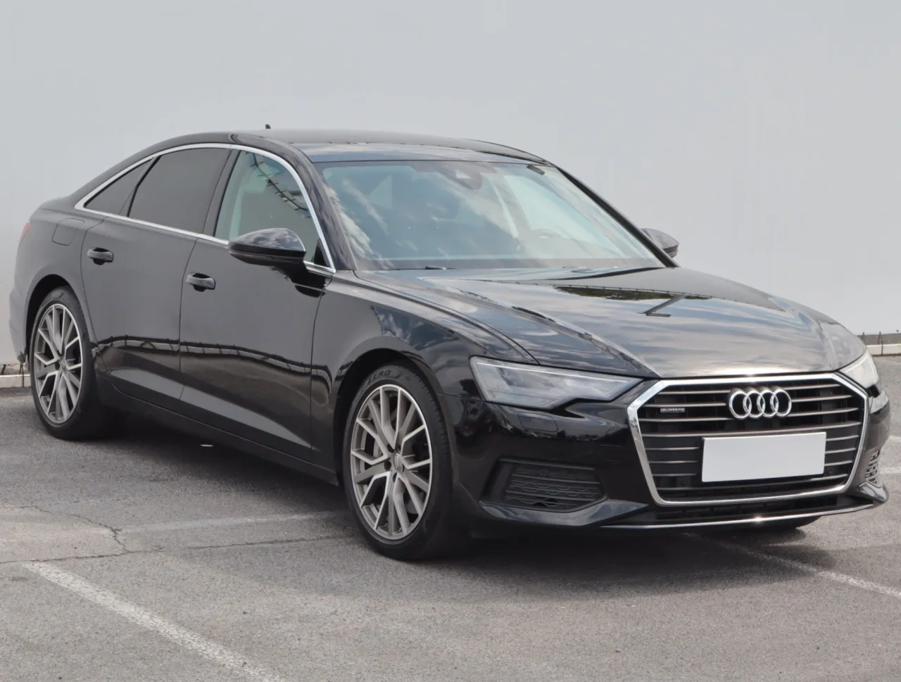 Audi A6 Limousine 50 TFSI e quattro, Foto 1 von 27