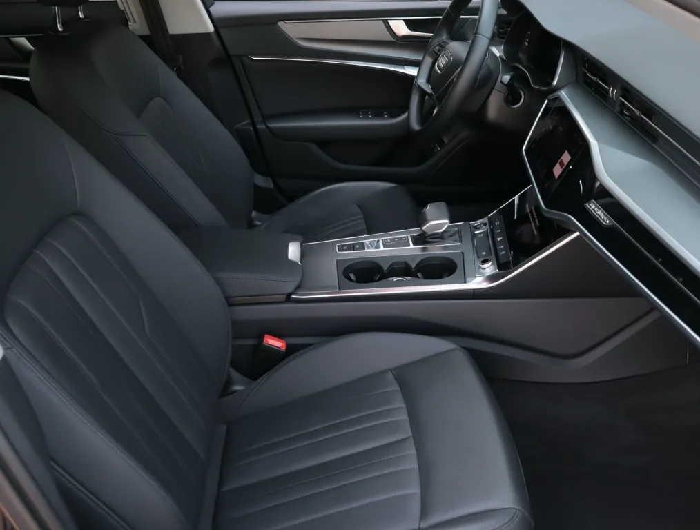 Audi A6 Limousine 50 TFSI e quattro, Foto 11 von 27