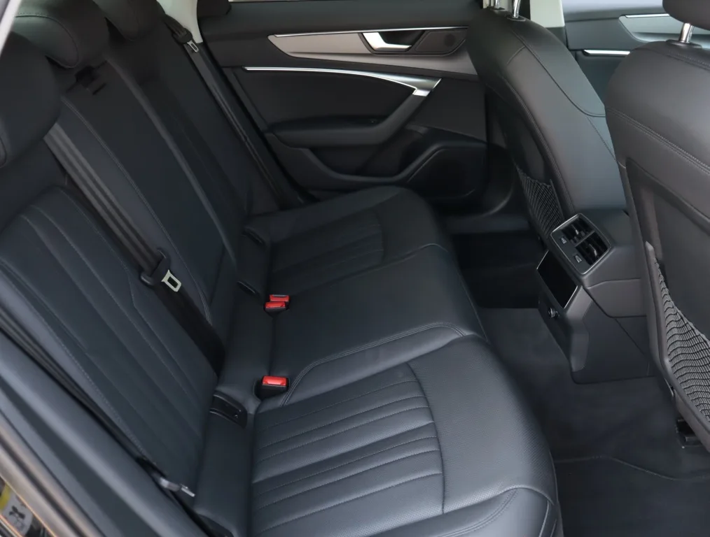 Audi A6 Limousine 50 TFSI e quattro, Foto 12 von 27
