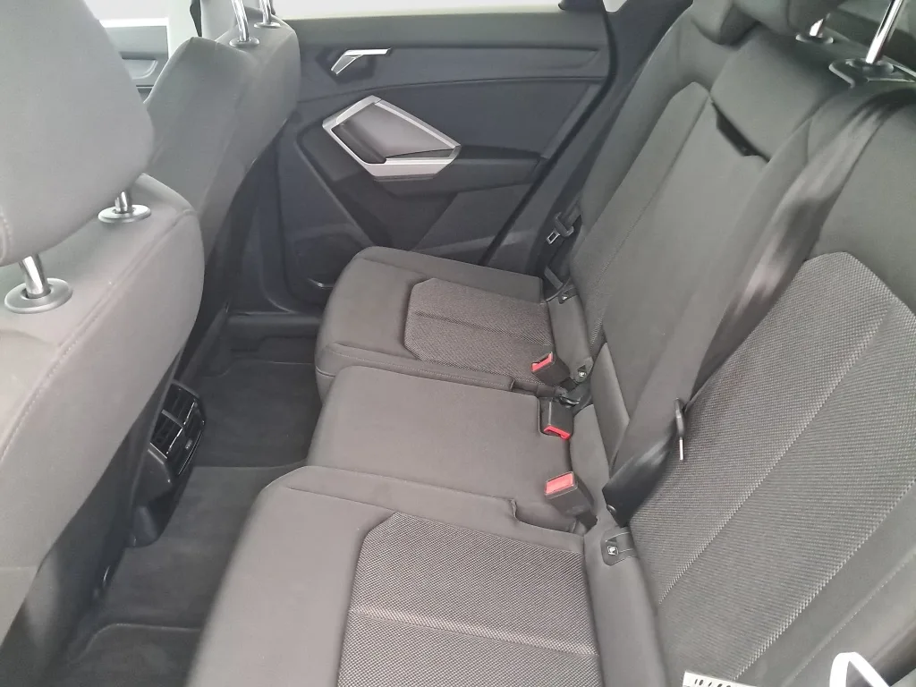 Audi Q3 35 TFSI, Foto 13 von 22
