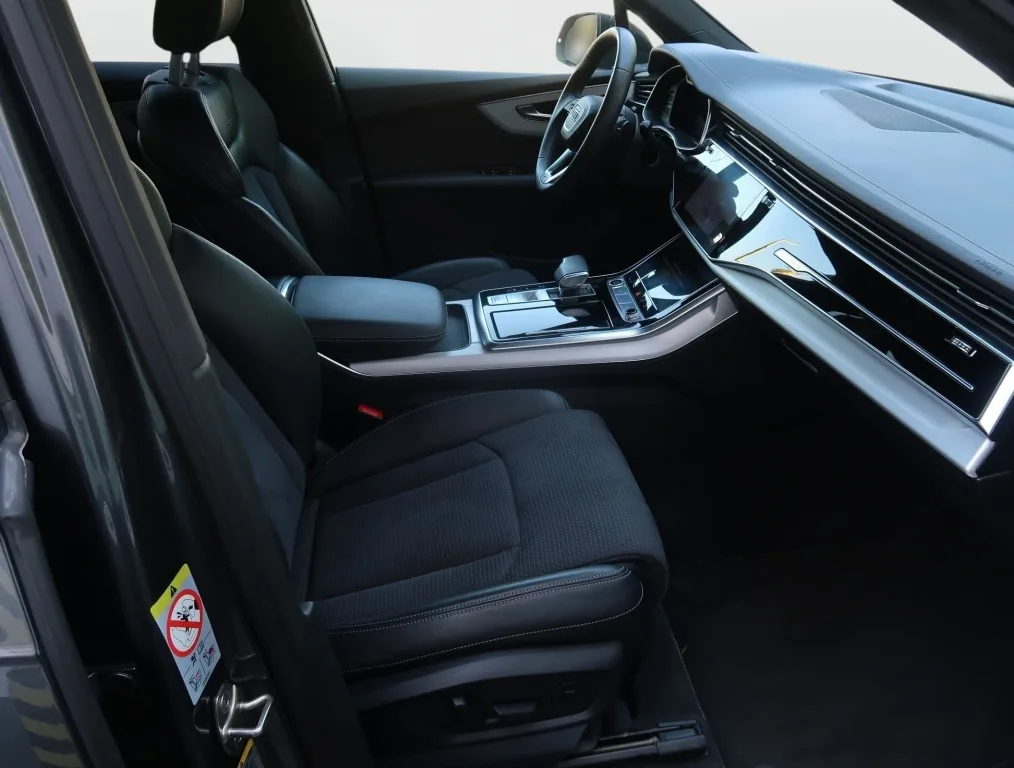 Audi Q7 60 TFSI e quattro, Foto 11 von 27