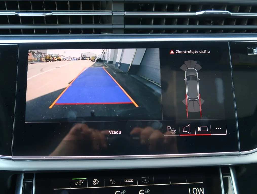 Audi Q7 60 TFSI e quattro, Foto 20 von 27