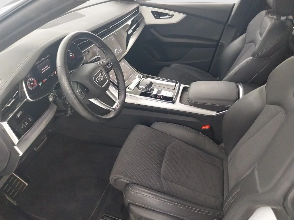 Audi Q8 50 TDI quattro, Foto 3 von 22