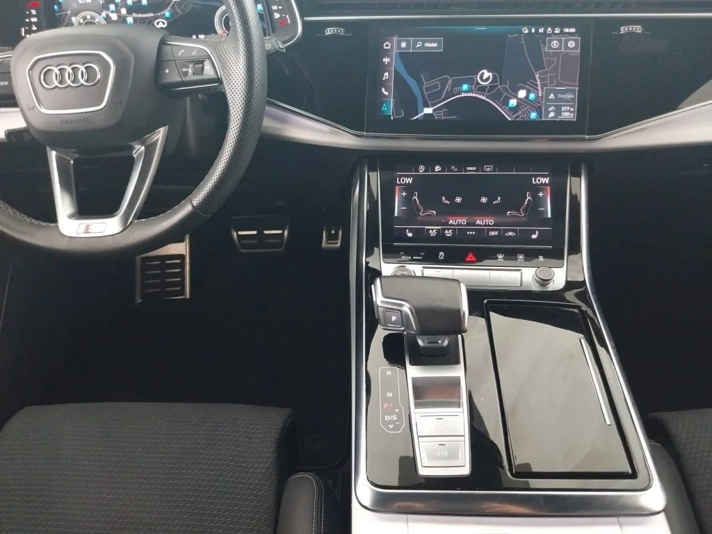 Audi Q8 50 TDI quattro, Foto 15 von 22