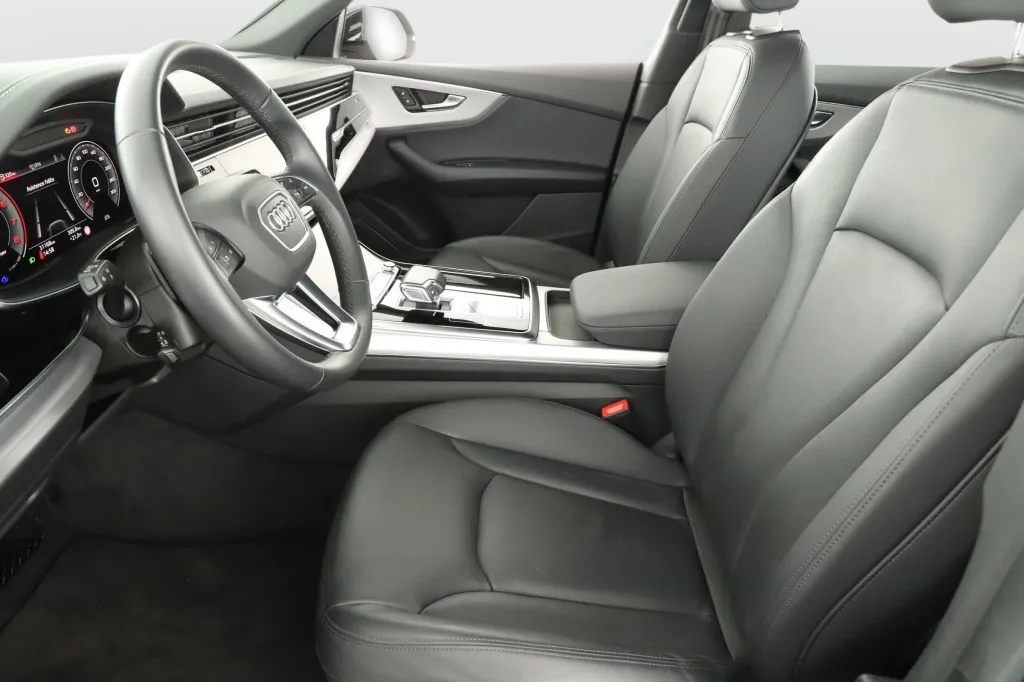 Audi Q8 55 TFSI quattro, Foto 3 von 26