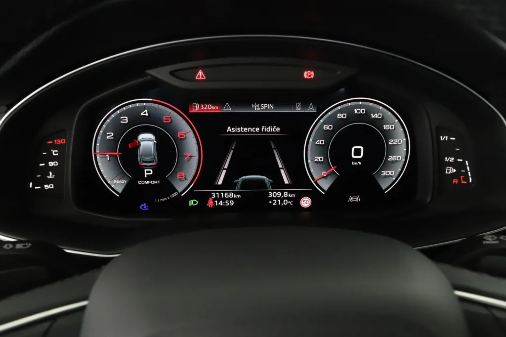 Audi Q8 55 TFSI quattro, Foto 15 von 26