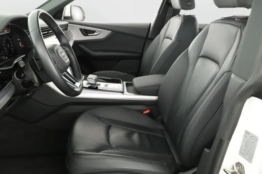 Audi Q8 55 TFSI quattro, Foto 3 von 26