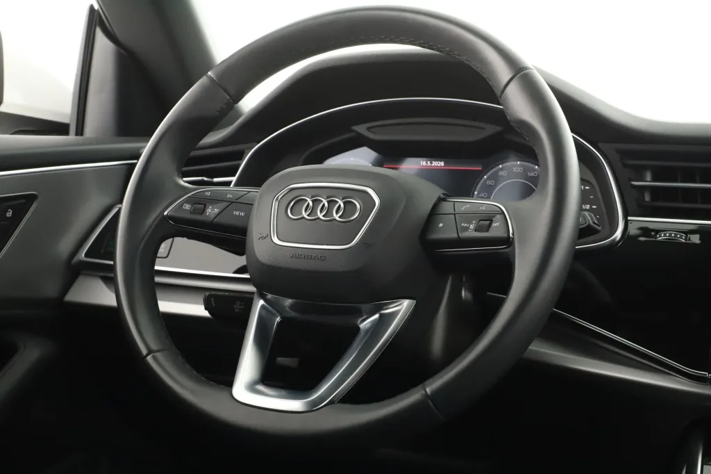 Audi Q8 55 TFSI quattro, Foto 14 von 26