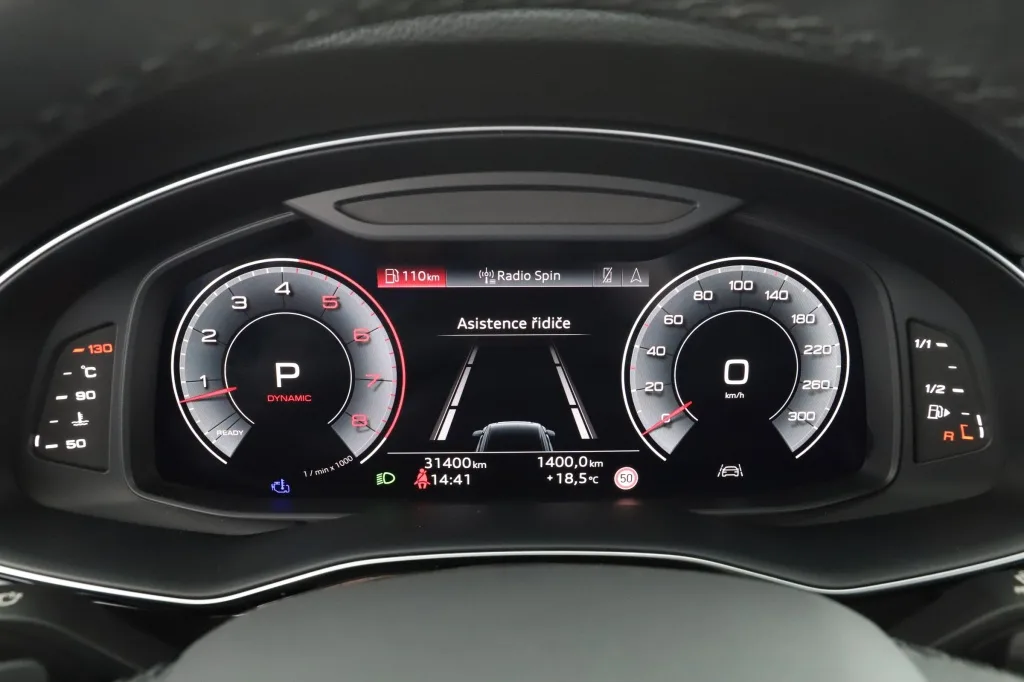 Audi Q8 55 TFSI quattro, Foto 15 von 26