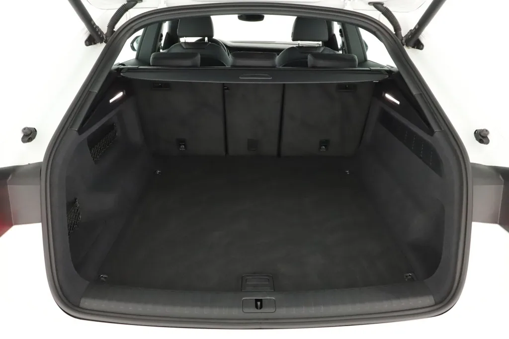 Audi Q8 55 TFSI quattro, Foto 25 von 26