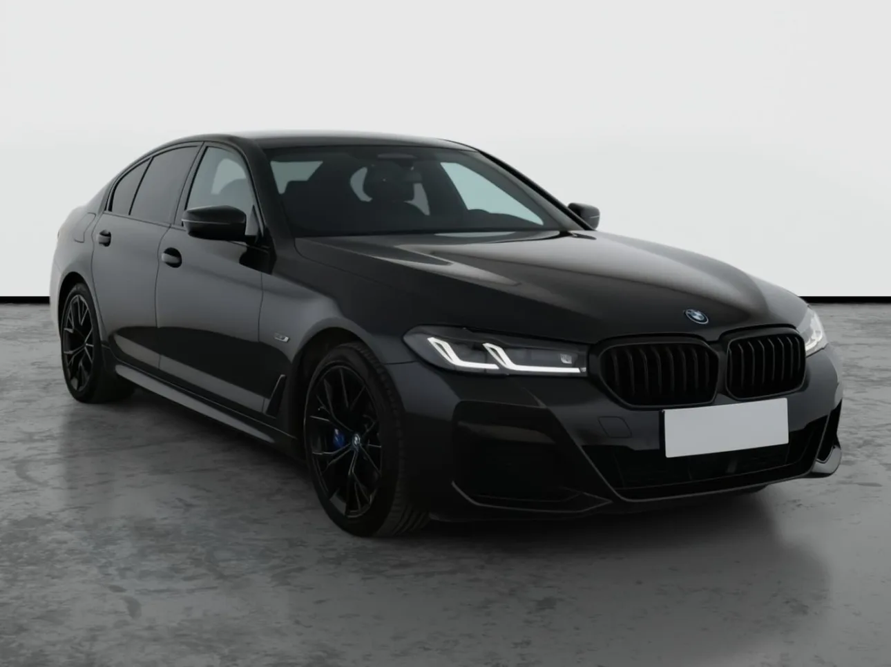 BMW 530e, Foto 1 von 33