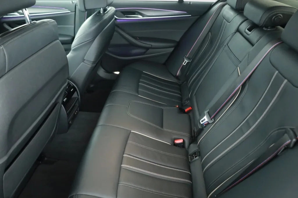 BMW 530e, Foto 13 von 33