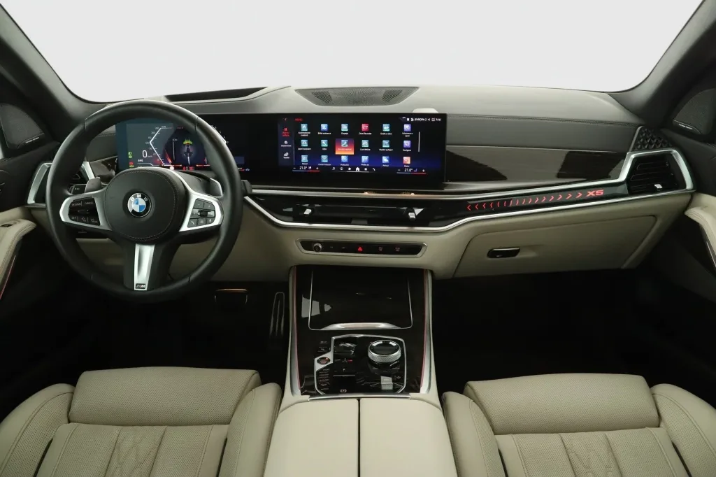 BMW X5 xDrive40d, Foto 2 von 26