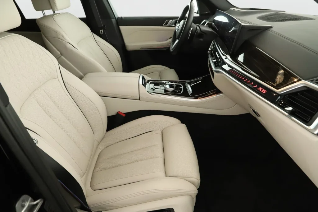 BMW X5 xDrive40d, Foto 11 von 26