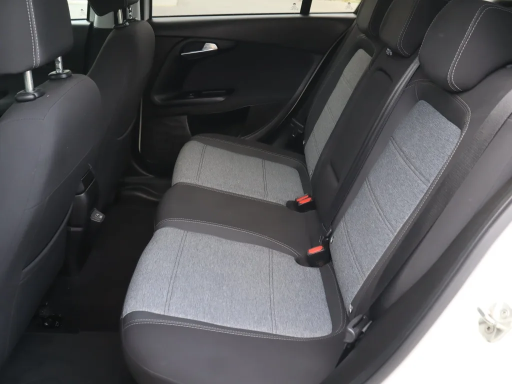 Fiat Tipo Kombi 1.6 MultiJet, Foto 13 von 21