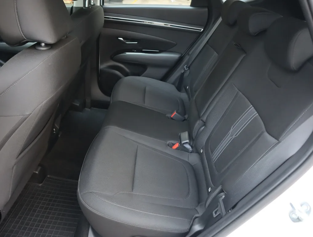 Hyundai Tucson 1.6 T-GDI 48V, Foto 13 von 25