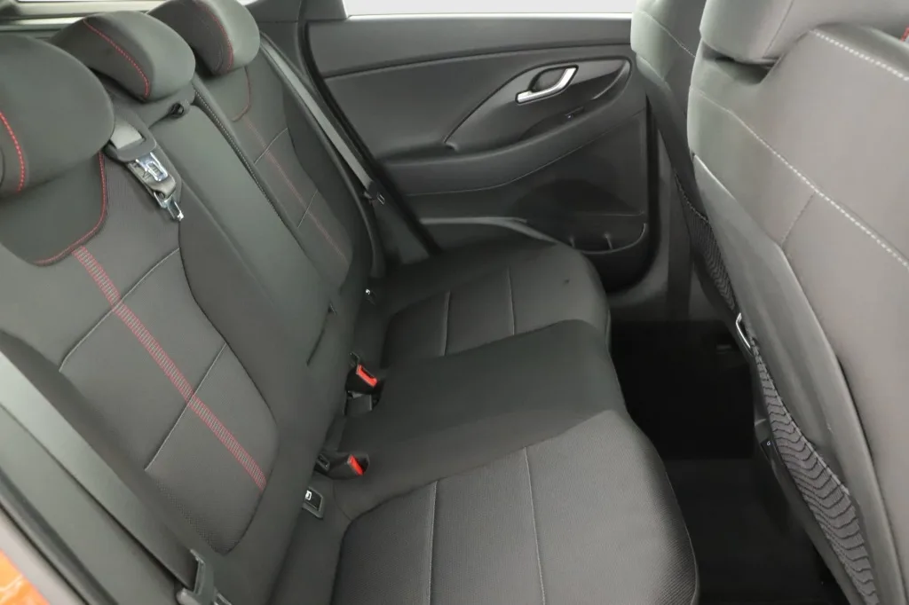 Hyundai i30 Kombi 1.0 T-GDI, Foto 12 von 24