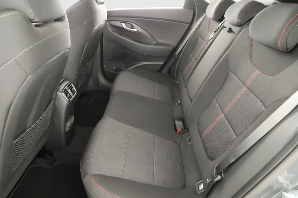 Hyundai i30 Kombi 1.5 T-GDI 48V, Foto 13 von 27