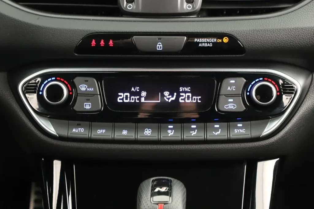 Hyundai i30 Kombi 1.5 T-GDI 48V, Foto 24 von 27