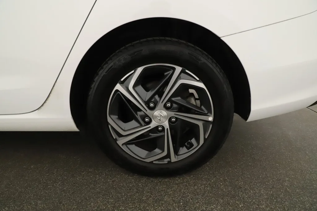 Hyundai i30 Kombi 1.5 T-GDI 48V, Foto 18 von 22