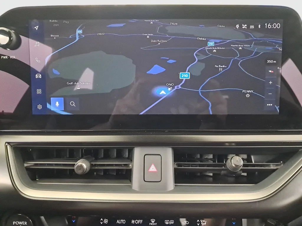 Lexus UX 250h, Foto 23 von 25