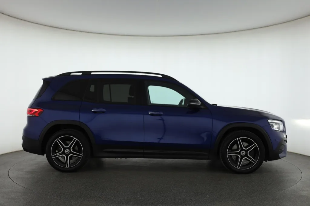 Mercedes-Benz GLB 220 d 4MATIC, Foto 10 von 25