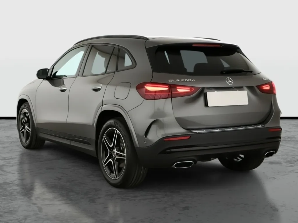 Mercedes-Benz GLA 200 d 4MATIC, Foto 4 von 22