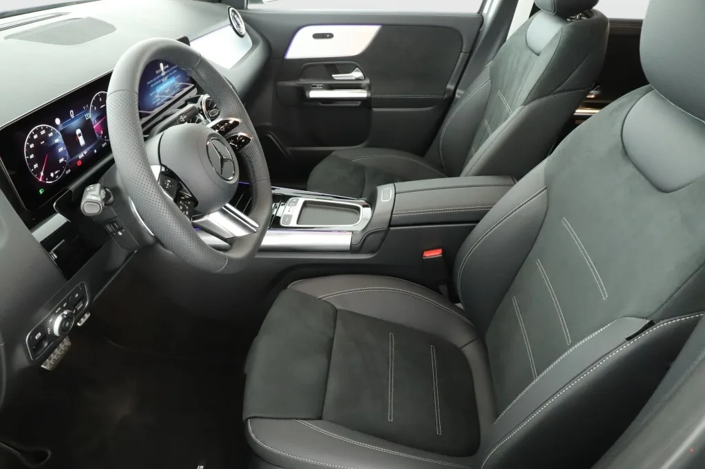 Mercedes-Benz GLA 200 d, Foto 3 von 24