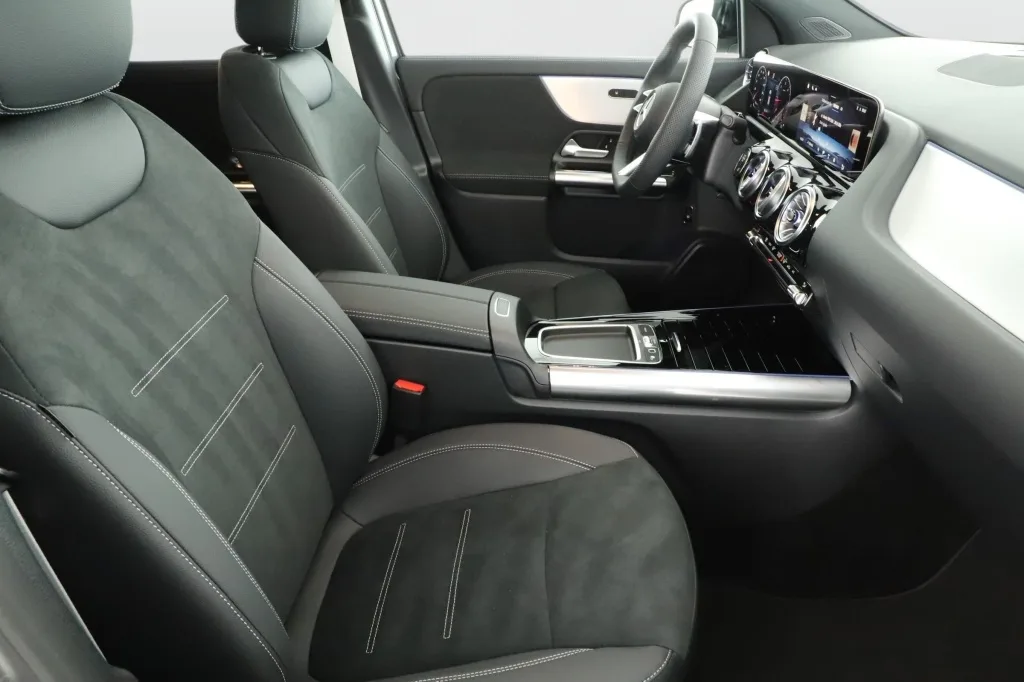 Mercedes-Benz GLA 200 d, Foto 11 von 24