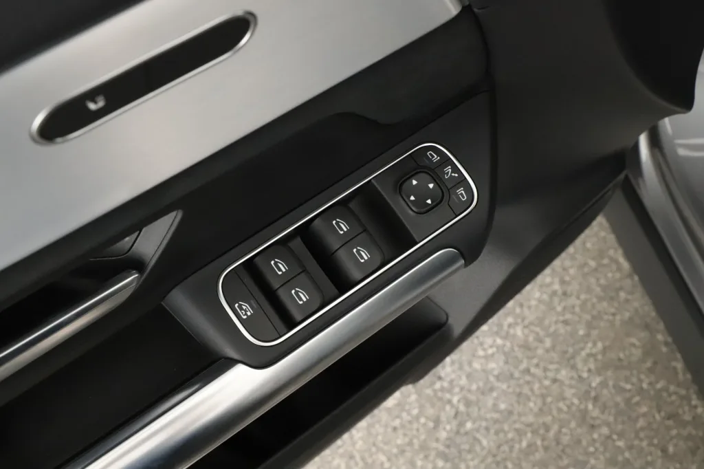 Mercedes-Benz GLA 200 d, Foto 15 von 24