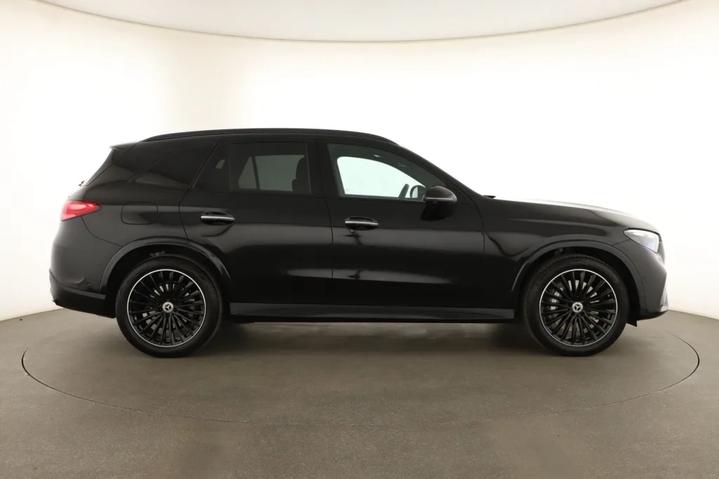 Mercedes-Benz GLC 220 d 4MATIC, Foto 10 von 32
