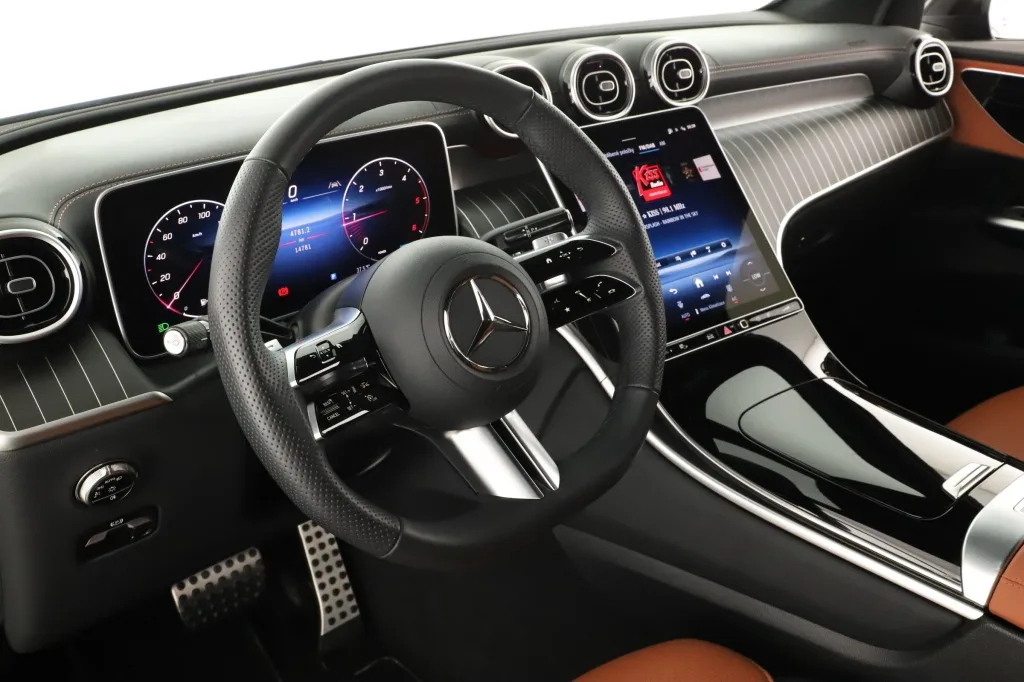 Mercedes-Benz GLC 220 d 4MATIC, Foto 27 von 32
