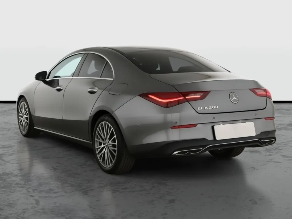 Mercedes-Benz CLA 200 Coupé, Foto 4 von 31