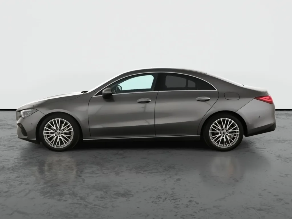 Mercedes-Benz CLA 200 Coupé, Foto 8 von 31