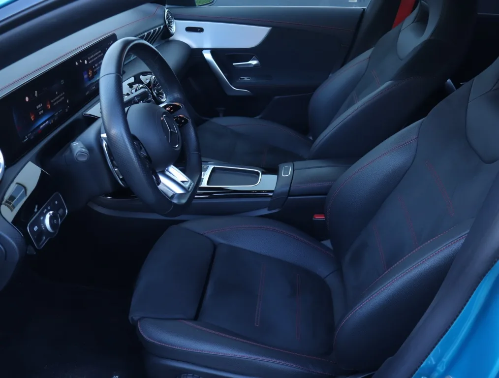 Mercedes-Benz CLA 35 AMG 4MATIC, Foto 3 von 19