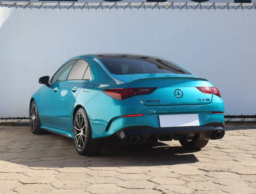 Mercedes-Benz CLA 35 AMG 4MATIC, Foto 4 von 19