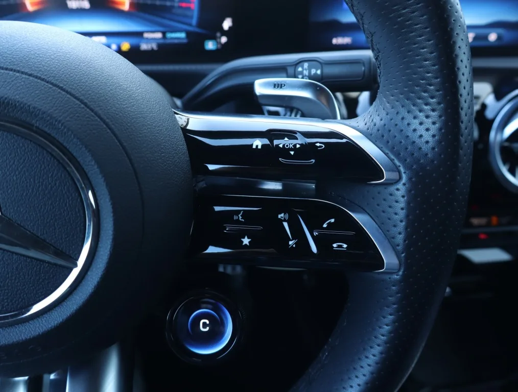 Mercedes-Benz CLA 35 AMG 4MATIC, Foto 19 von 19