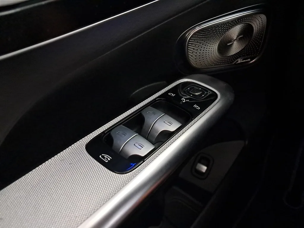 Mercedes-Benz GLC 220 d 4MATIC, Foto 19 von 23