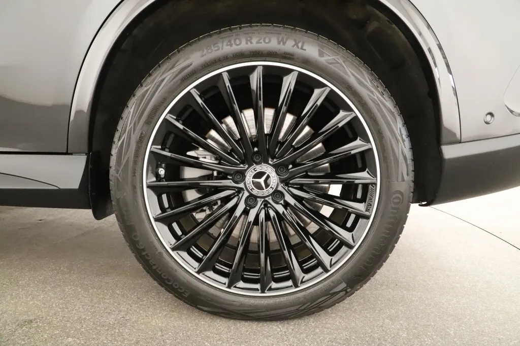 Mercedes-Benz GLC 300 de 4MATIC, Foto 17 von 26