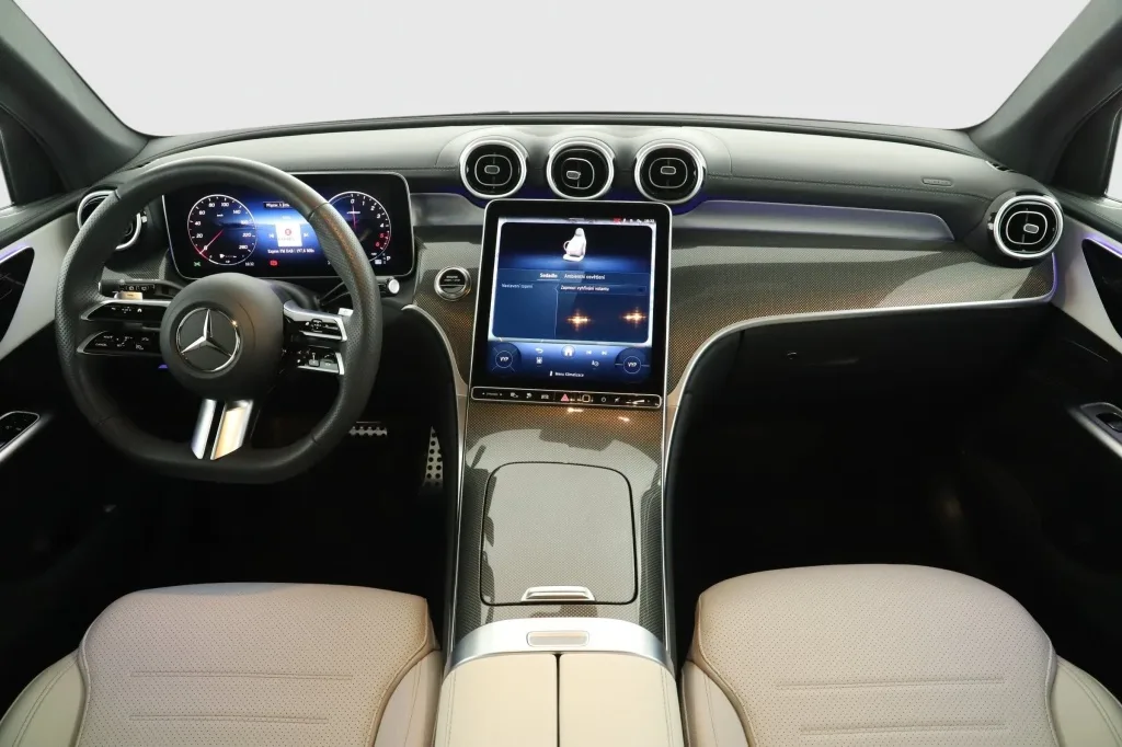 Mercedes-Benz GLC 300 de 4MATIC, Foto 2 von 26