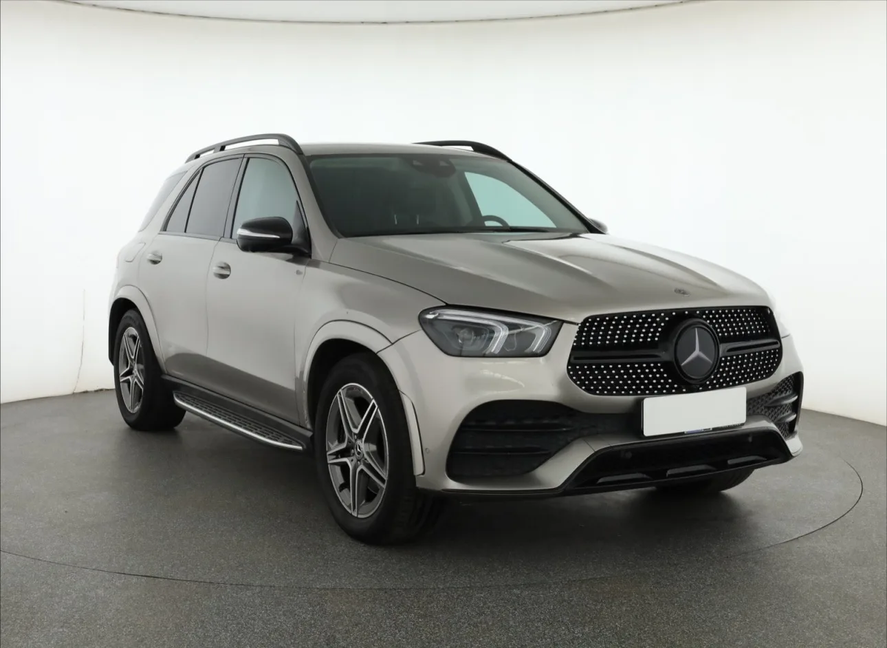 Mercedes-Benz GLE 300 d 4MATIC, Foto 1 von 25